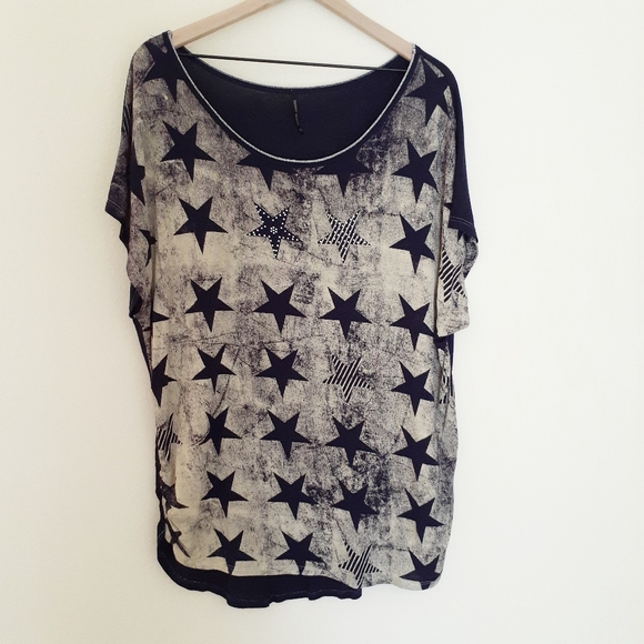 Skinny Minnie Tops - Skinny Minnie Embellished Star Print Top